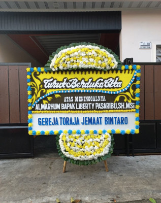 Papan Bunga Duka di Sitirejo I